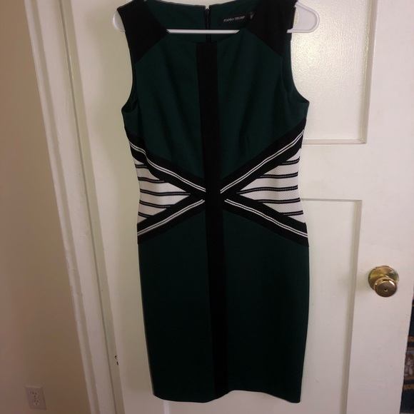 Ivanka Trump Green Sheath Midi Dress Sleeveless Crew Neck- size 8 - Picture 9 of 10